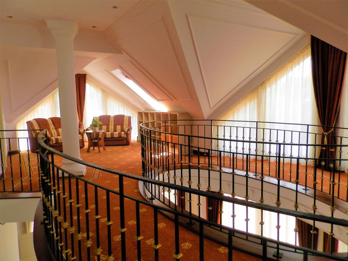 Nagyret Panzio Eger Bed & Breakfast Exterior photo