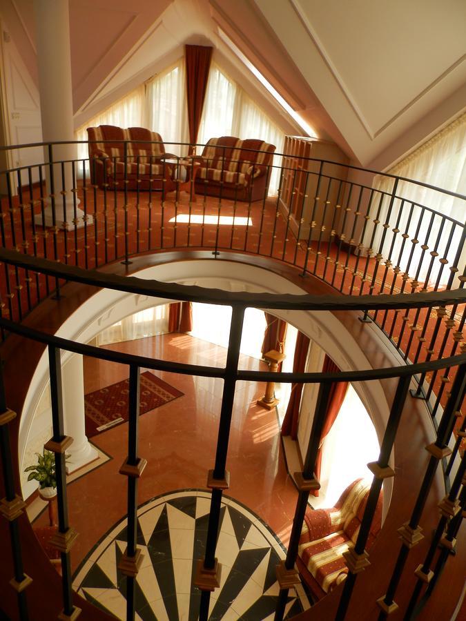 Nagyret Panzio Eger Bed & Breakfast Exterior photo